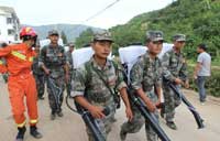 Fans give to worthy cause