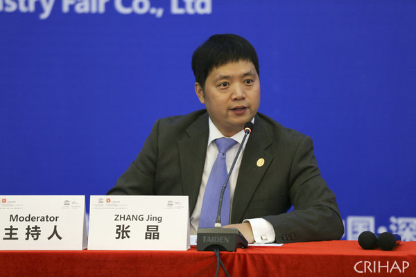 “傳統(tǒng)工藝傳承與可持續(xù)發(fā)展能力建設(shè)國(guó)際培訓(xùn)”在深圳舉辦