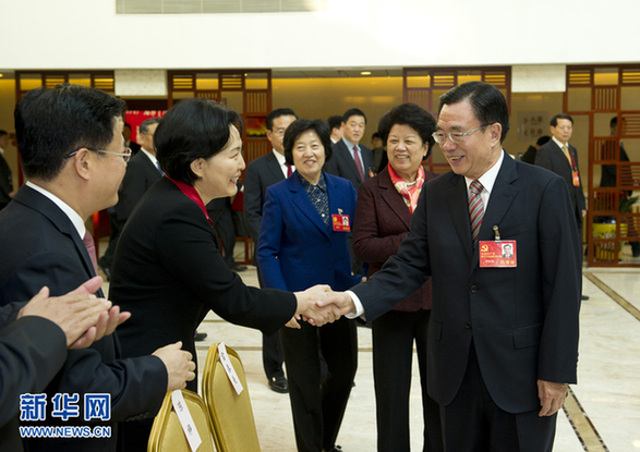 圖：賀國強參加福建代表團討論