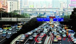 治堵不應(yīng)只讓車主埋單