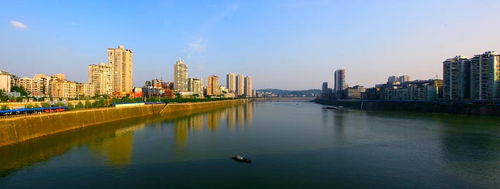 內(nèi)江城市建設(shè)新景(沱江沿岸景觀)