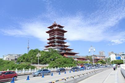 美麗綿陽(yáng)沖刺西部經(jīng)濟(jì)文化生態(tài)強(qiáng)市