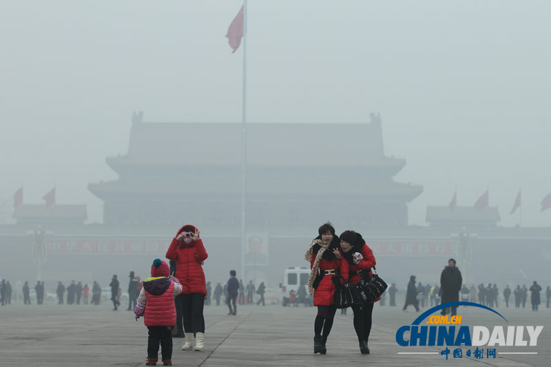 北京再次遭遇霧霾天氣