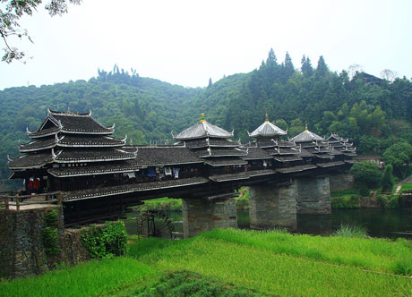 程陽(yáng)風(fēng)雨橋獨(dú)具風(fēng)韻