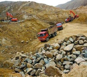 京北沙源地投1.3億治沙無效 奧運后礦企復(fù)產(chǎn)