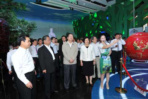 上海世博會福建周隆重開幕  俞正聲孫春蘭出席