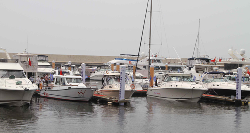 國內(nèi)外游艇品牌大連星海灣爭艷