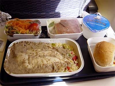 飛機(jī)餐也美味 實(shí)拍各國(guó)航空公司美味飛機(jī)餐