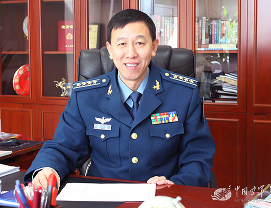 空軍新式車牌首度公布 空后軍交部向陽(yáng)部長(zhǎng)答記者問(wèn)