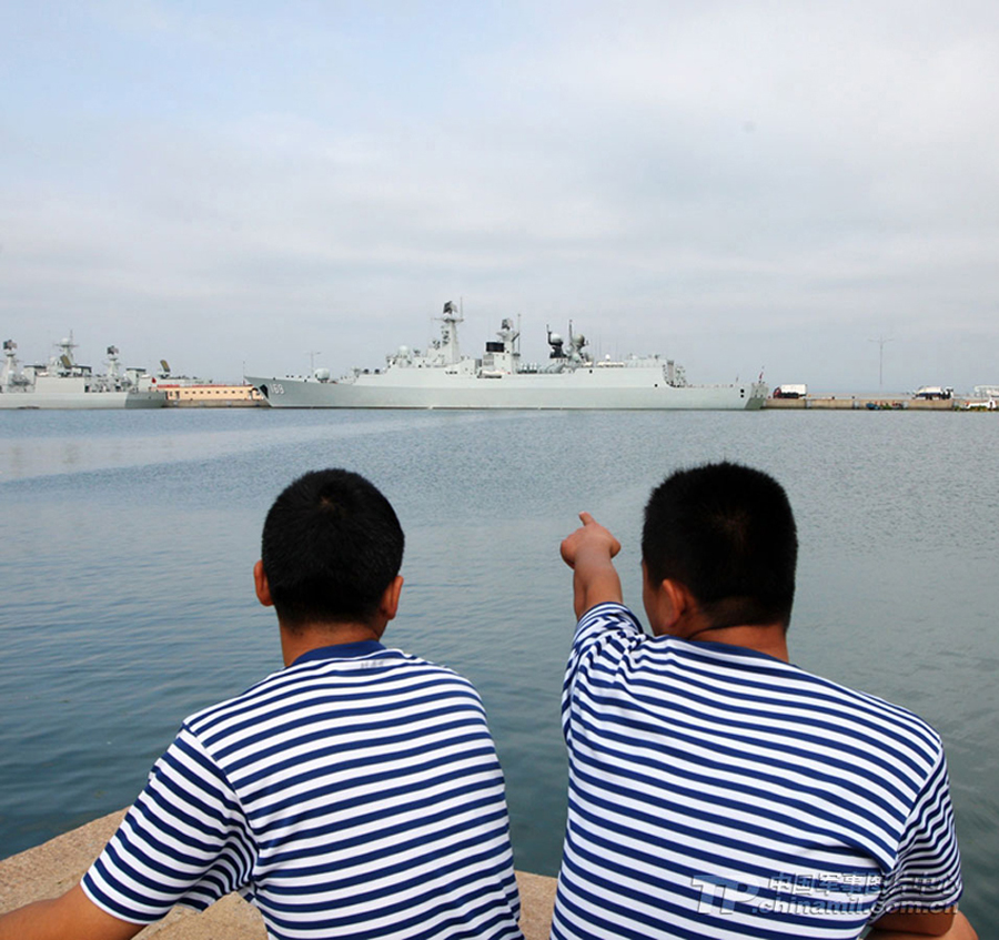 中國派出7艘艦艇赴俄參加中俄“海上聯(lián)合—2013”軍事演習(xí)