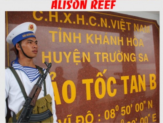 太囂張！越軍在中國南海島礁上架機(jī)槍養(yǎng)鴨子