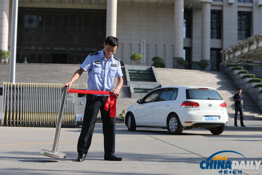 西安：陜西“表哥”楊達(dá)才受審 涉嫌兩宗罪
