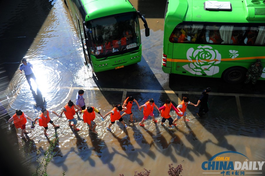 余姚看守所遭遇洪水安防失靈 在押人員安全大轉(zhuǎn)移