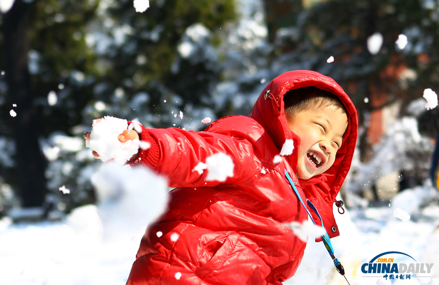 中國(guó)日?qǐng)?bào)直擊北京三月春雪