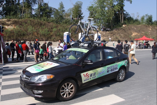 東南汽車為環(huán)福州•永泰國際公路自行車賽保駕護(hù)航添“馬力”