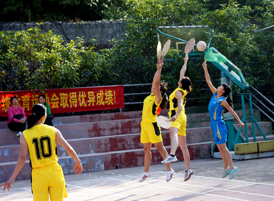 南寧市第十屆少數(shù)民族傳統(tǒng)體育運(yùn)動(dòng)會(huì)馬山縣舉行