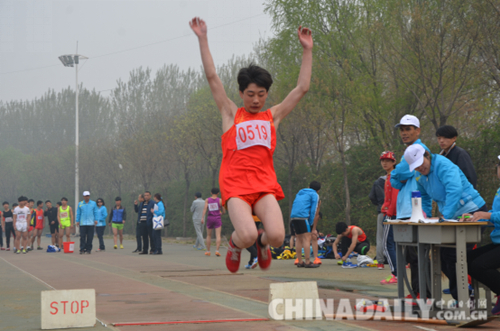 唐山遷安2016年中小學(xué)生春季田徑運動會開幕