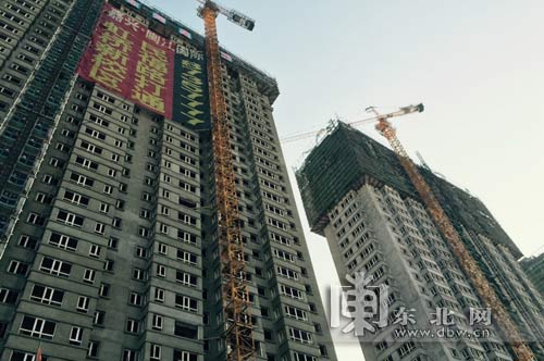 嘉興閩江國際無預(yù)售許可違規(guī)售房 房主買兩年不能進(jìn)戶