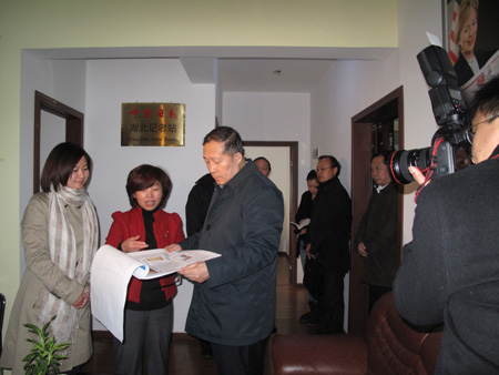 湖北省委書記李鴻忠新春走訪中國日報(bào)湖北站