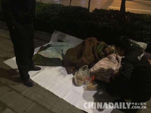 守衛(wèi)在城市每個(gè)角落 記派出所巡邏隊(duì)員的一天