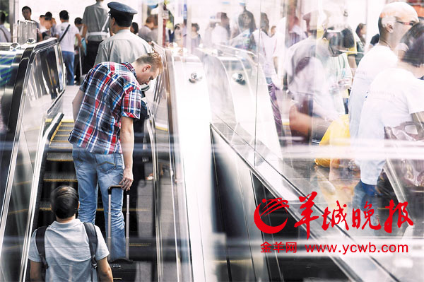 第114屆廣交會今天上午開幕展館周邊交通順暢