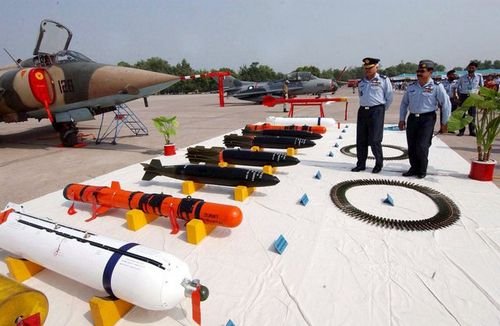 中國強5配備新型智能武器 壽命延長戰(zhàn)力倍增