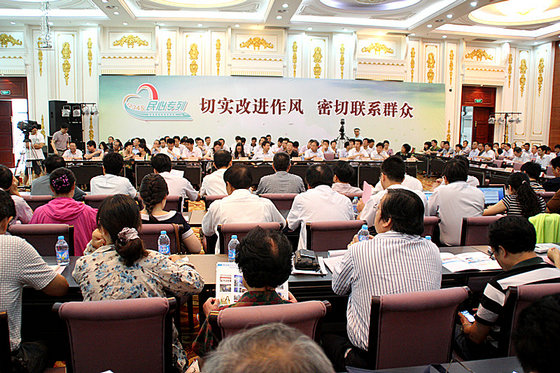 南通:“民心專列”成當(dāng)?shù)厝罕娫V求最暢通快車