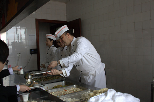 沈陽凱賓斯基飯店開展防治肺結(jié)核日活動(dòng)