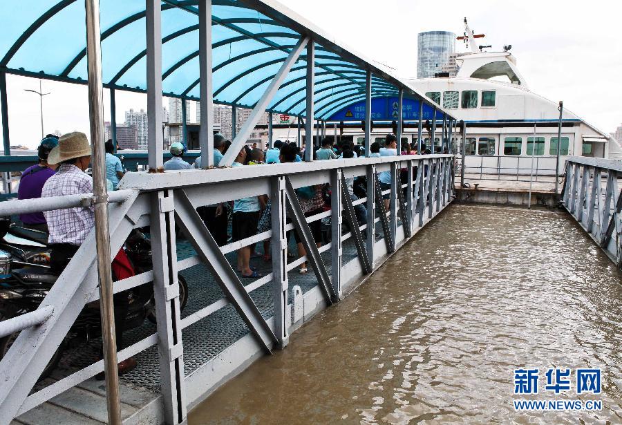 “?？?#8221;逼近