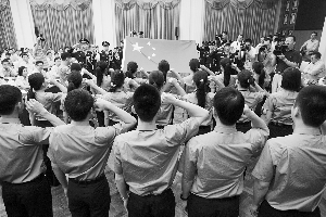 檢察改革試點(diǎn)全市鋪開(kāi)：配偶子女為執(zhí)業(yè)律師不能做檢察官