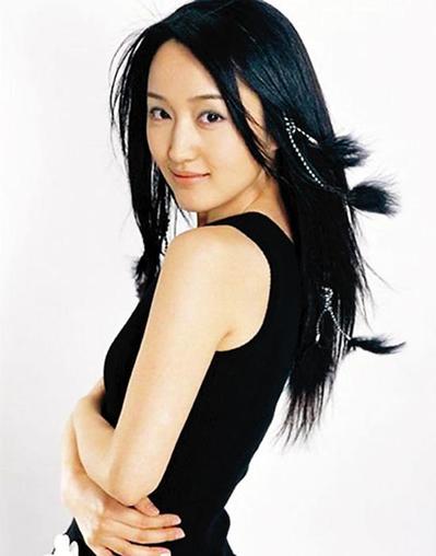 楊鈺瑩密謀復(fù)出 獲邀任“快女”評(píng)委“只等拍板”