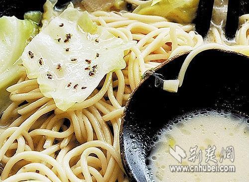 顧客味千拉面館用餐吃出20只小蟲(chóng)（圖）
