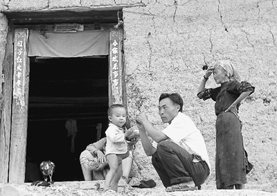 被“遺忘”的公民 云南開遠(yuǎn)6500多黑人黑戶