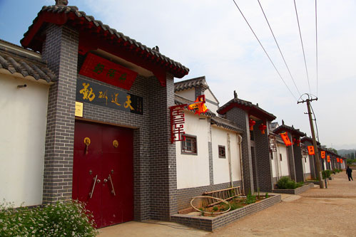 老張的農(nóng)家樂（圖）