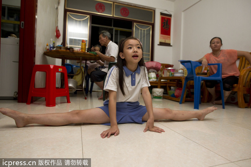 圖片故事：城中村孩子美麗芭蕾夢