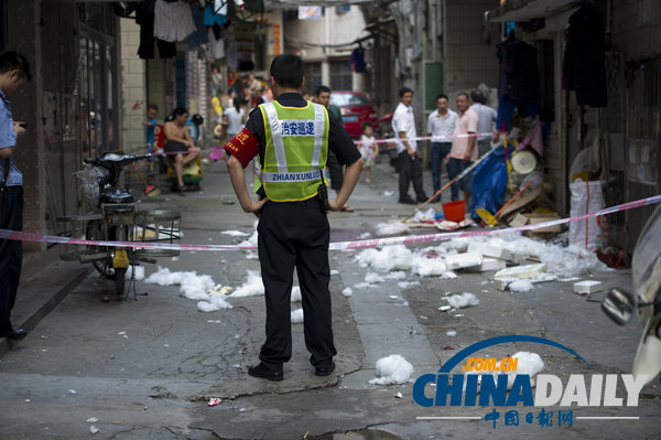 廣東深圳：女子撿垃圾被炸重傷(圖)