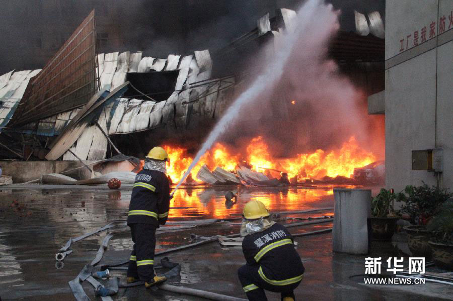浙江溫州甌海區(qū)兩家工廠發(fā)生火災(zāi)5死1傷(組圖)