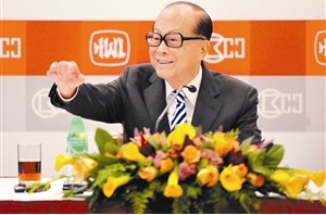 觀察:李嘉誠(chéng)上海拋樓 “撤退”背后真實(shí)邏輯引關(guān)注