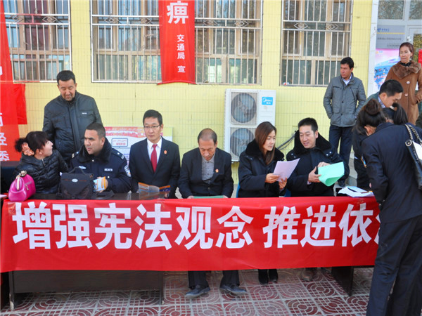 新疆民豐縣法院法律宣傳在行動(dòng)