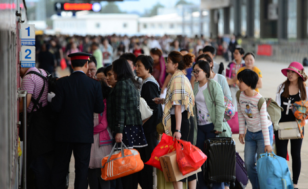 云南大理、麗江火車站旅客發(fā)送量增幅創(chuàng)新紀(jì)錄