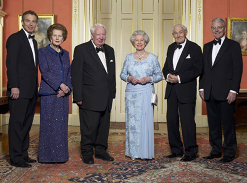 英學(xué)者為首相排座次 撒切爾夫人第一