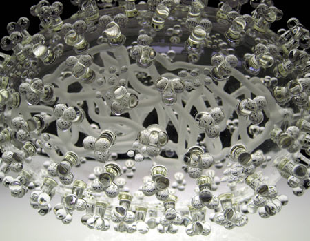英藝術(shù)家制作玻璃雕塑展示H1NI病毒