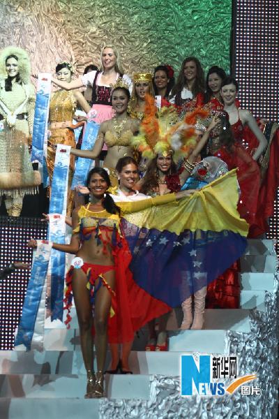 組圖：比基尼小姐大賽進(jìn)行帶妝彩排