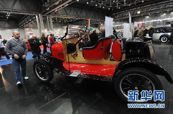 維也納老爺車展:尋找復(fù)古味道(組圖)