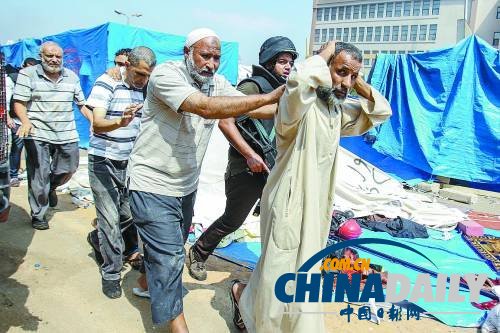 中國(guó)青年報(bào)：“武力清場(chǎng)”進(jìn)一步撕裂埃及社會(huì)