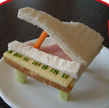 如何做飯孩子才愛(ài)吃？英一父親創(chuàng)異型三明治成名人
