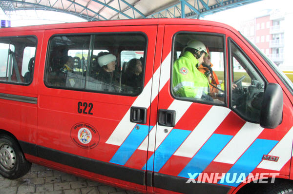 比利時(shí)火車相撞造成至少20人死亡（組圖）