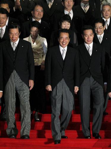 日內(nèi)閣改組小澤“靠邊站” 華裔女大臣留任鷹派當(dāng)外長