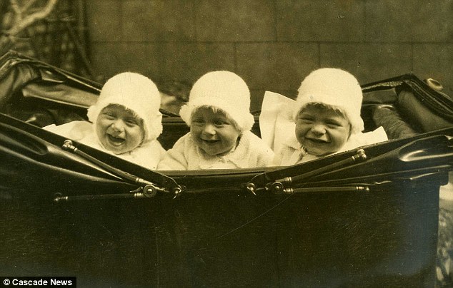 英最年長三胞胎度過80歲大壽 “紅頭發(fā)男孩”轟動(dòng)一時(shí)