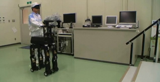 爬樓梯、躲障礙樣樣行 日本導盲機器狗將惠及萬千盲人